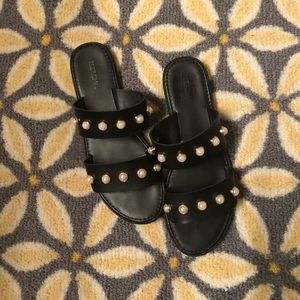 Merona “Pearl’” Black Slide/Sandal